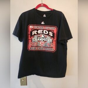 Cincinnati reds 2012 division Champs shirt size large
